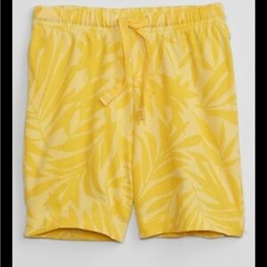 NWT Baby Gap Yellow Floral Print Pull On Shorts Size 12-18 Months